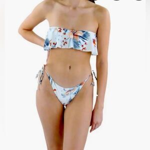 L SPACE Lynn Bandeau Ruffle Bikini Top